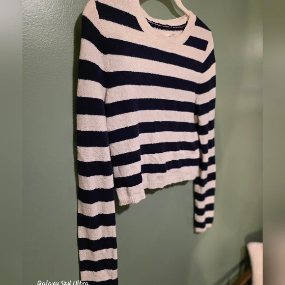 Aeire Striped Navy and White Sweater with open back - Picture 3 of 10